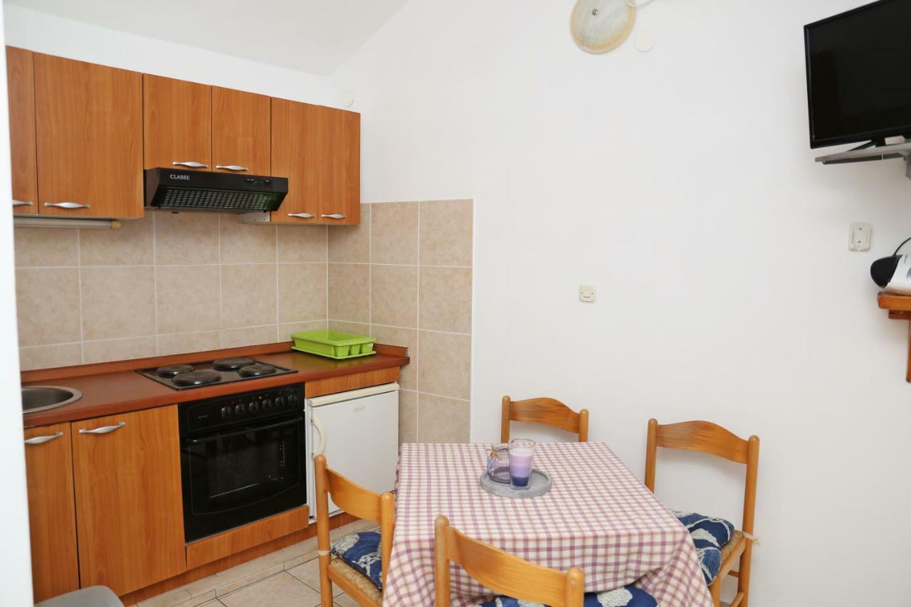 Apartments Katica Lumbarda Buitenkant foto